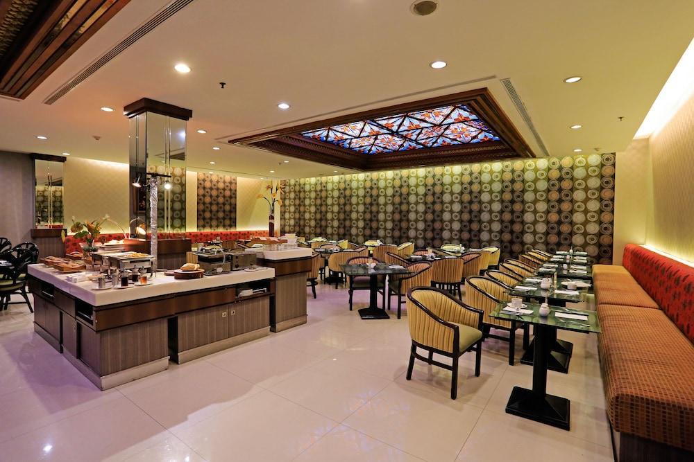 Loman Park Hotel Yogyakarta Pakualaman Exterior photo